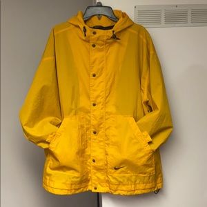 NIKE RAIN HOODED JACKET